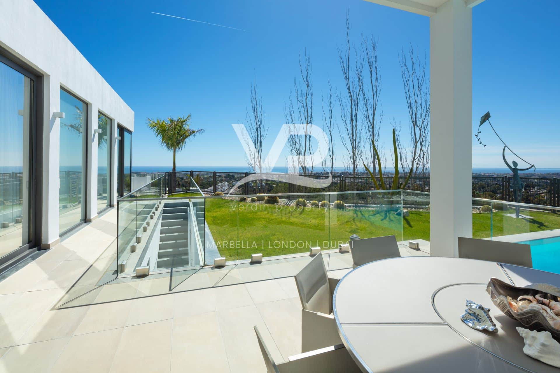 HERROJO 79, MODERN AND LUXURIOUS VILLA FOR SALE IN EL HERROJO, LA QUINTA