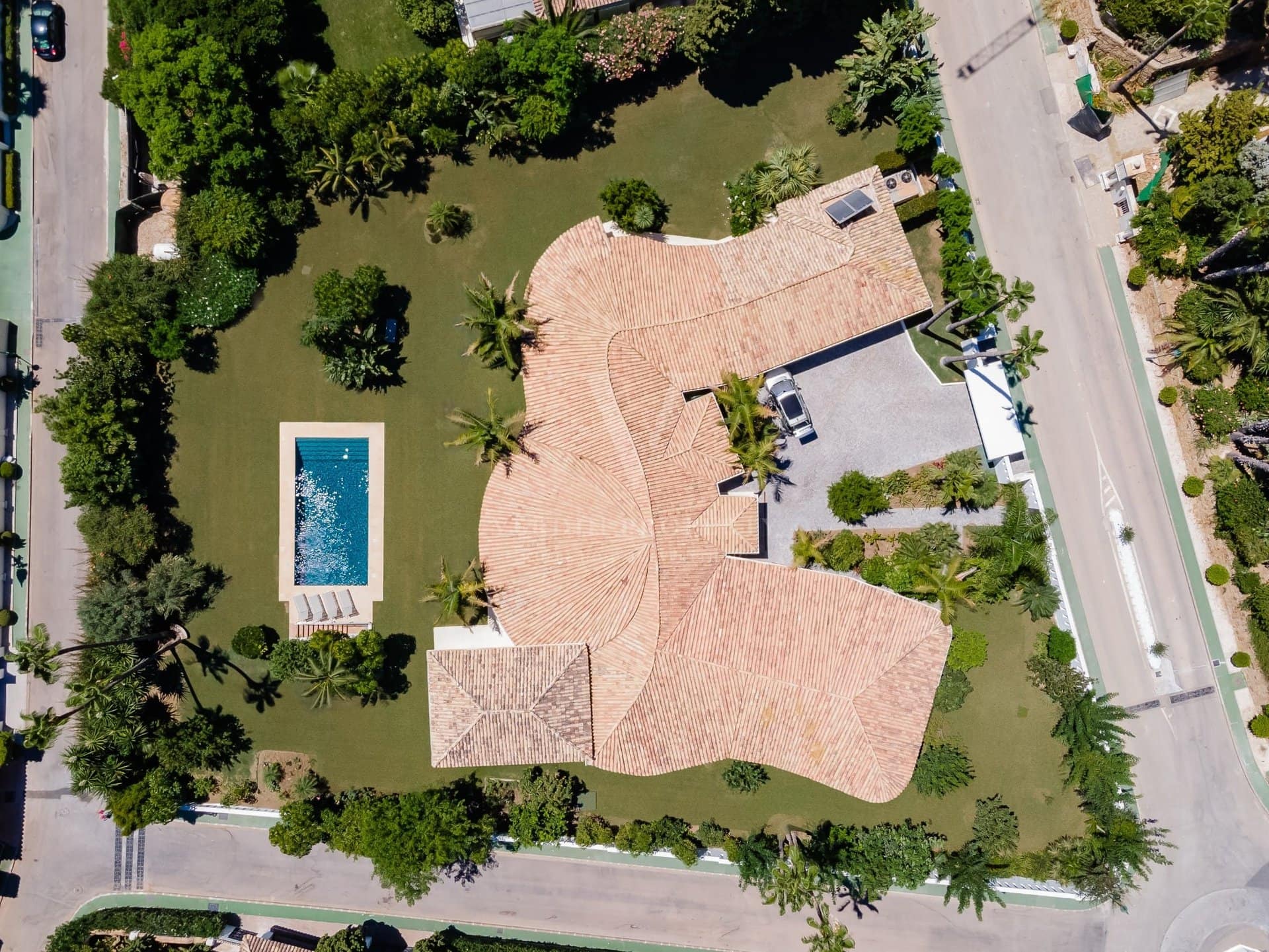 Single level villa for sale in La Cerquilla
